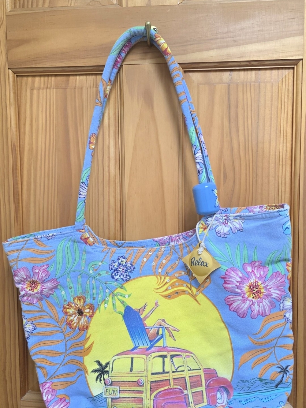 Relax Floral Beach Tote Bag in Light Blue and Yellow